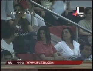 Mr.Khiladi stunts in Cricket Match