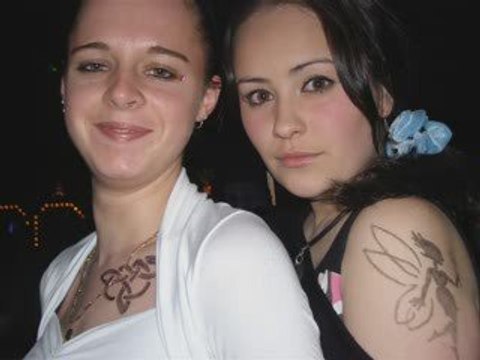 cécile et moi en boite délires de folies