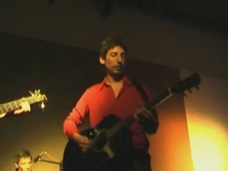 FEDERICO MOURA(sobrino)¿QUE HAGO EN MANILA?(Virus)Mayo 2009