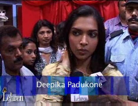 Deepika at Om Shanti Om collection