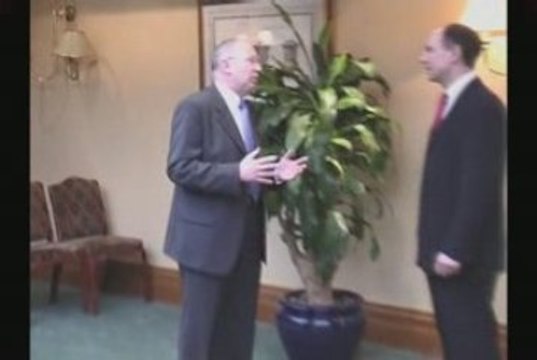 International Motivational Speaker Frank Furness