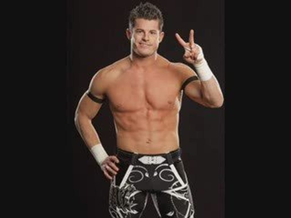 evan bourne current raw theme bourne to win