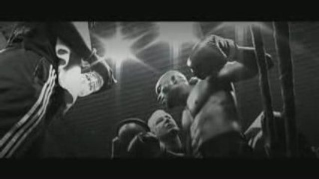 OXMO PUCCINO TEASER L'UN DE NOUS DEUX L'ARME DE PAIX