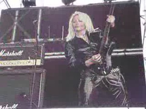 Hellfest 2009 - Girlschool - Demolition Boys (Extrait)