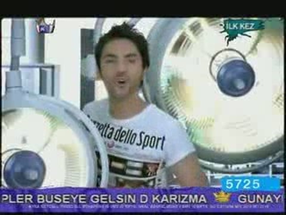 Faruk K & Havasızım Söz-Müzik:Serdar Ortaç