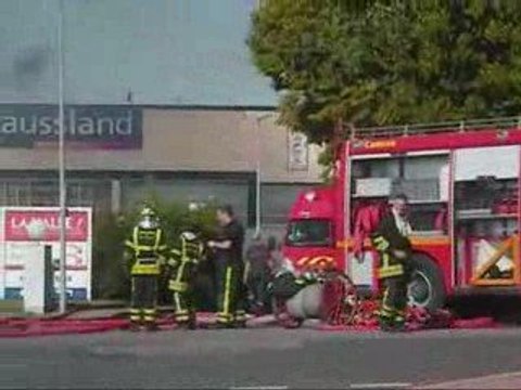 La Halle Aux Vetements Incendie 29 07 2009