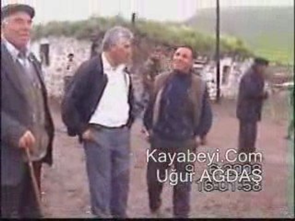 Kayabeyi Köyü - Köy Meydanı Muhabbetleri