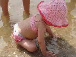 Manon à la "plage de Vermenton"