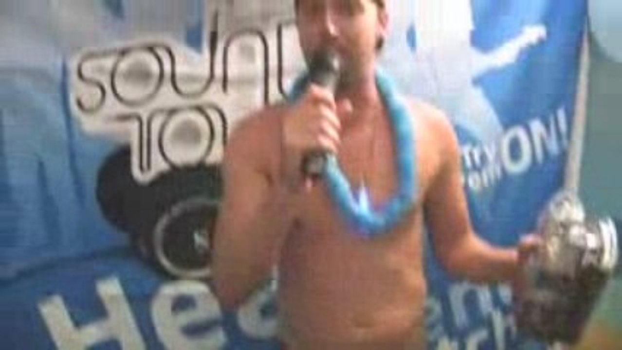 Sennheiser SoundTour EP 3 | Pool Party Challenge - GUYS
