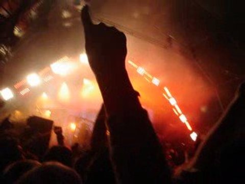 Hellfest 2009 - Mötley Crüe - Same Old Situation (Extrait)