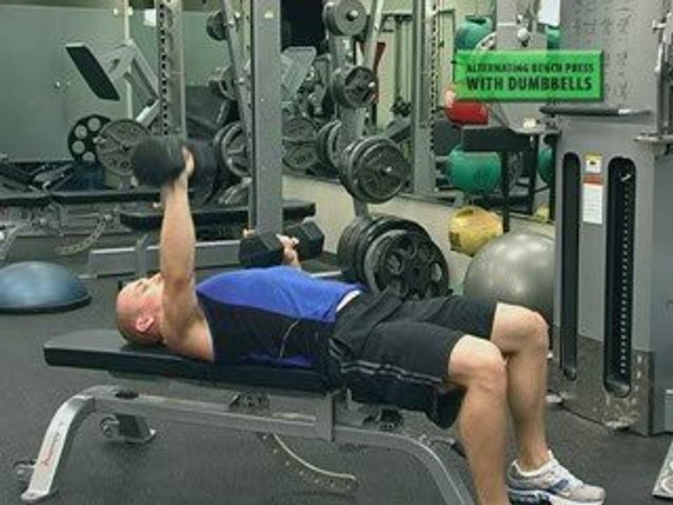 Alternating Bench Presss | Chest Exercise Variations
