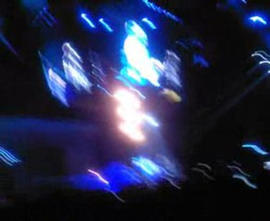 CONCERT U2 NICE 15/07/09 Stand by me