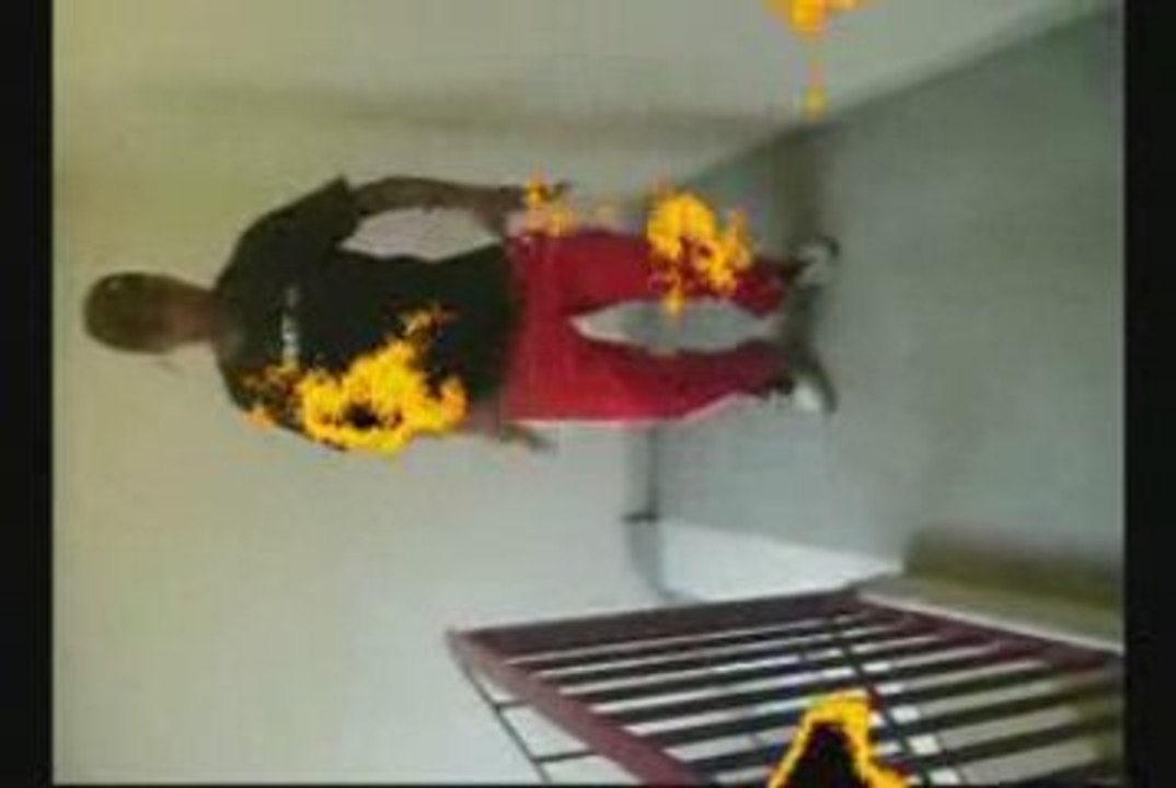 logobi black b6 Cruunchh Zerr