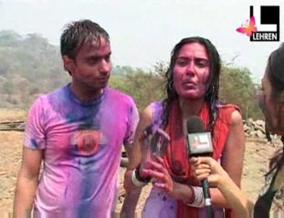 Kamya Panjabi’s Bindaas Holi.