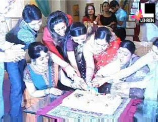 Me Kab Saas Banungi completes 100 Days