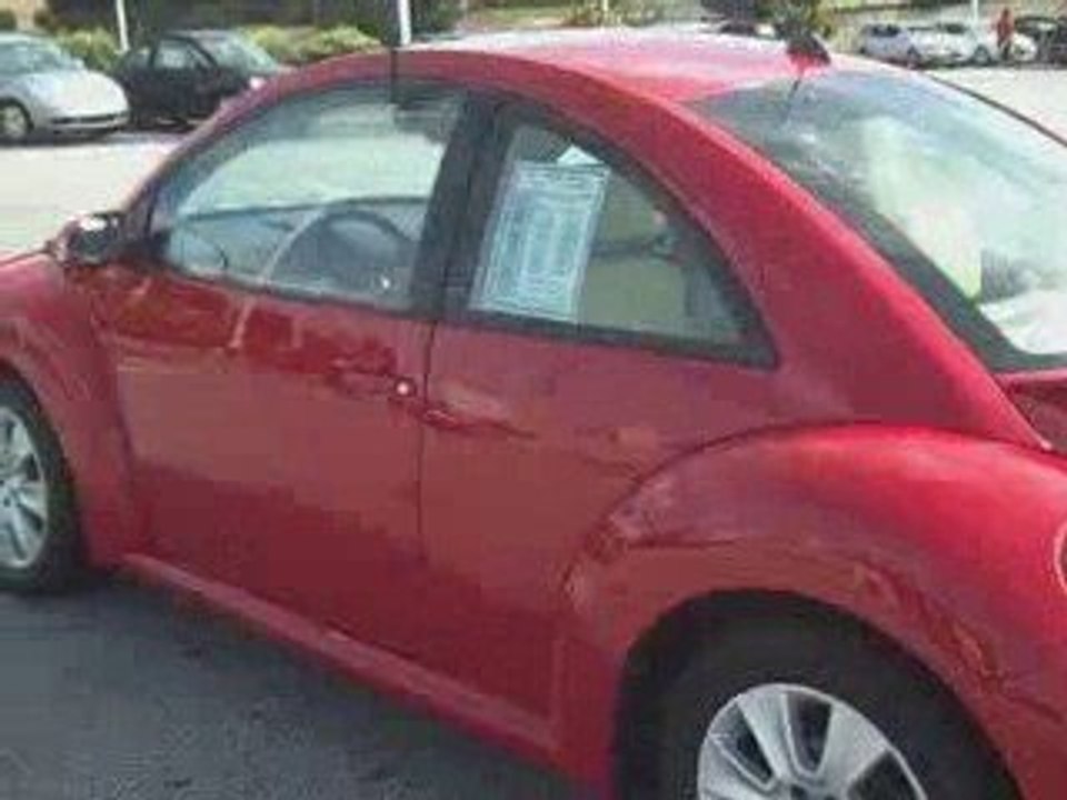 Red Volkswagen Beetle