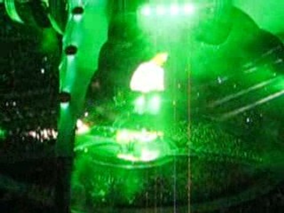 2009-07-12 005 Concert U2 - Sunday Bloody Sunday