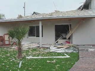 une explosion fait un blessé grave à Donville