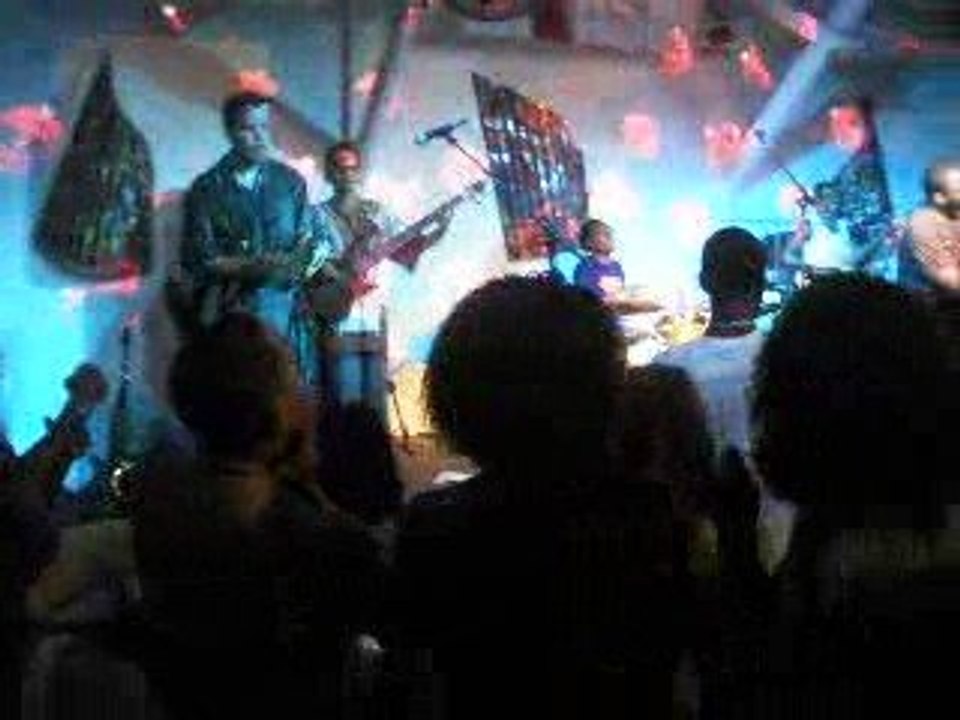 Erik en Live à Lakasa jeudi 30 juil