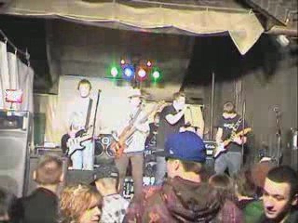 Grilled Elephant Debut Konzert in Ennenda