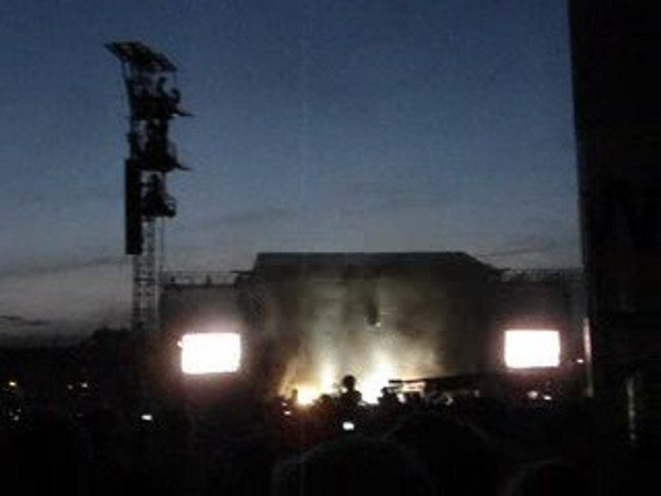 Linkin Park - New Devide Live in Stuttgart