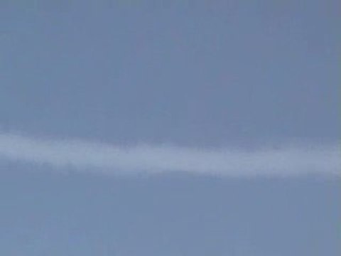 CHEMTRAILS à Paris le 30 juillet 2009