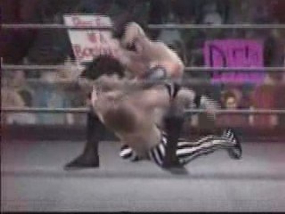 Apokalyps vs. Cuban Pete