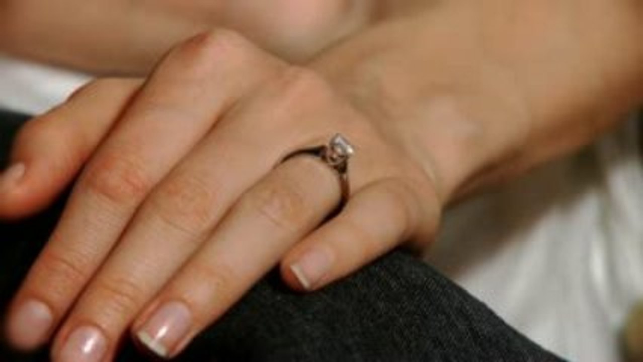 Nick+Sarah: Episode Two - The Ring