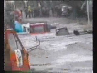 inondations De Bab El Oued 10-11-2001 ( partie03)