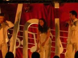 Live A capella Tournée 2009 des 3 Voices: L'hymne à l'amour