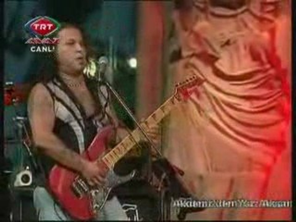 Ayna - Ölünce Sevemezsem Seni
