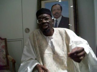 M ISSA Tchiroma Bakary, MinCom du Cameroun à coeur ouvert