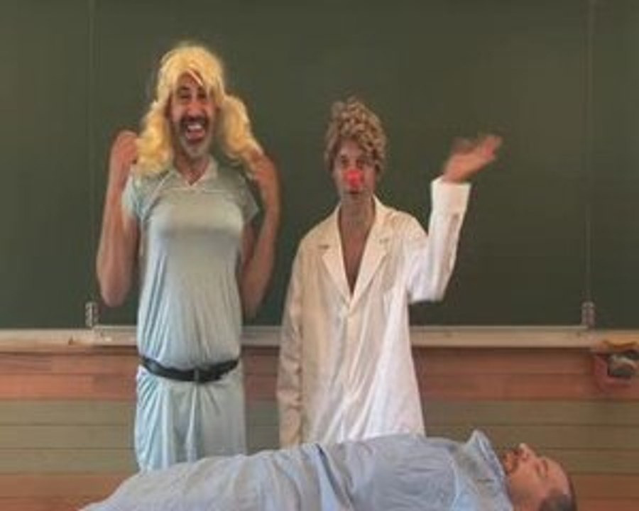 De quoi qu'il est mort le monsieur ?