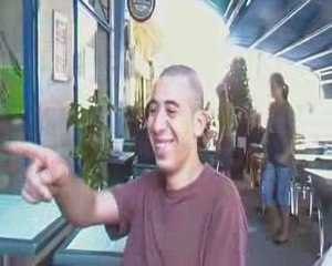 street bench-"soso "alias "freeman "se presente!