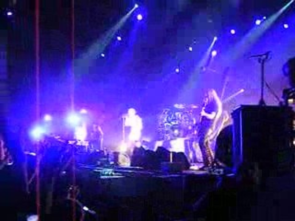 Nighwish - Dead To The World (live Paris 23/03/09)