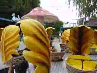 PARC D'ATTRACTIONS NIGLOLAND : LE P'TIT POUCET