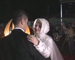 Bilecik belediye başkanı kızının nikahını kıydı