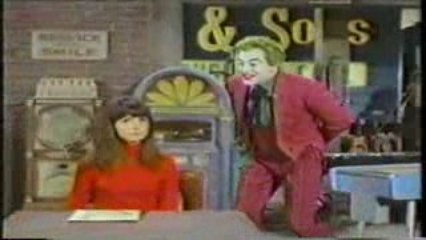 Donna Loren on "Batman" (Suzie Gets Her Payoff) 3/66
