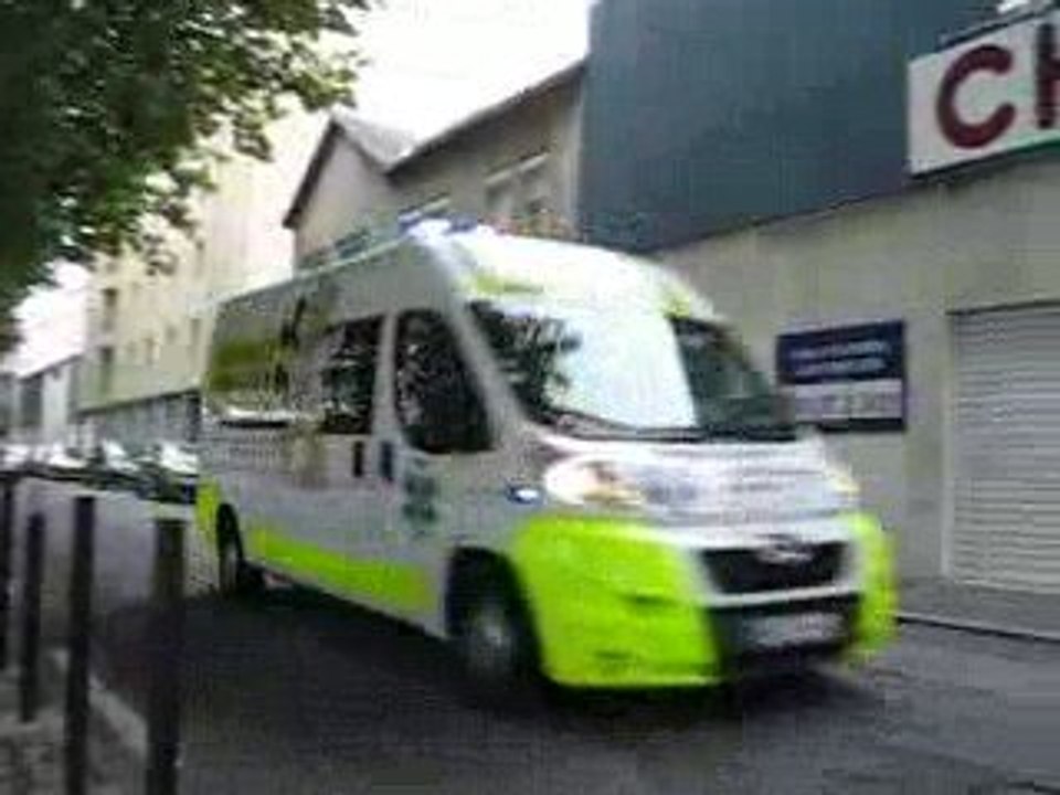 Nantes : ambulance & pompiers