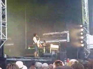 Ayo - "Help is coming" au Bout du Monde 2009