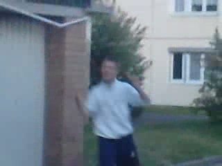 ki c le mongole sur lé garage c loic