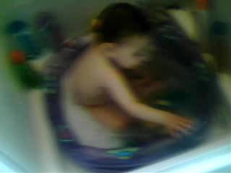 kelian samuse dan sa piscine