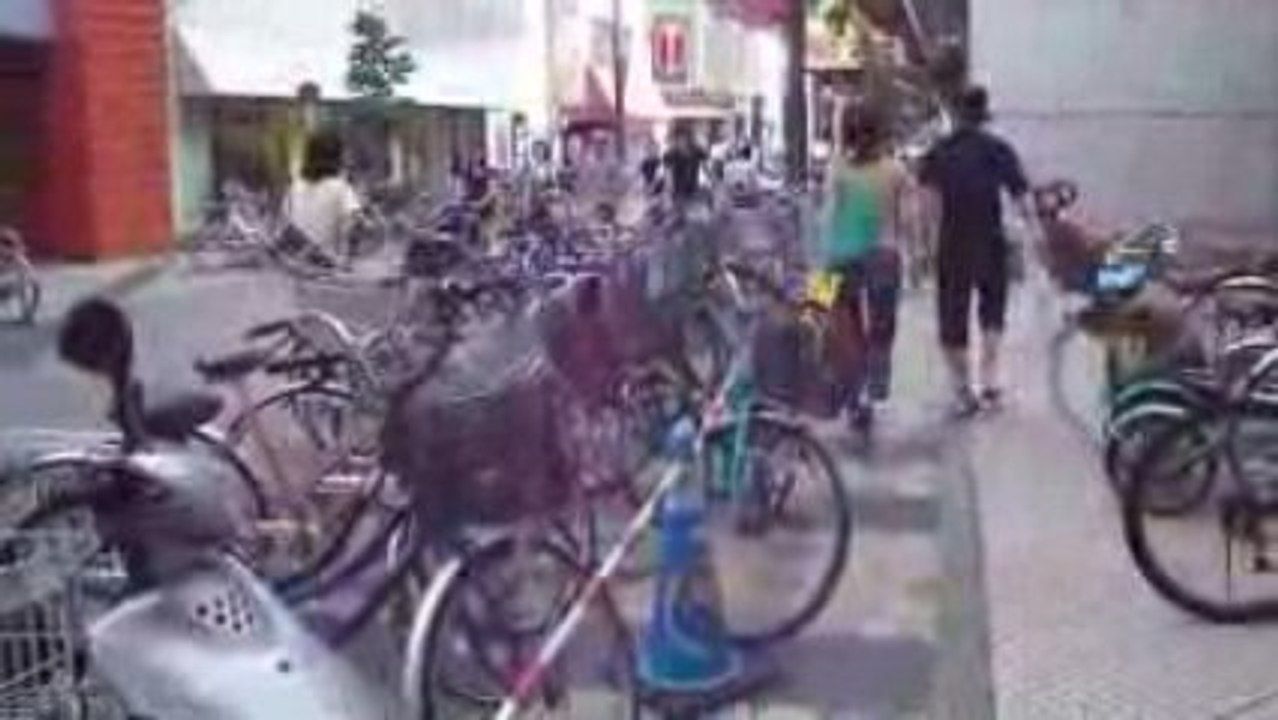 Une armée de vélo à Asakusa !