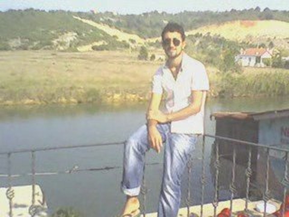 Erkan Kızılaslan-Müptelayım (Kardeşime Özel)