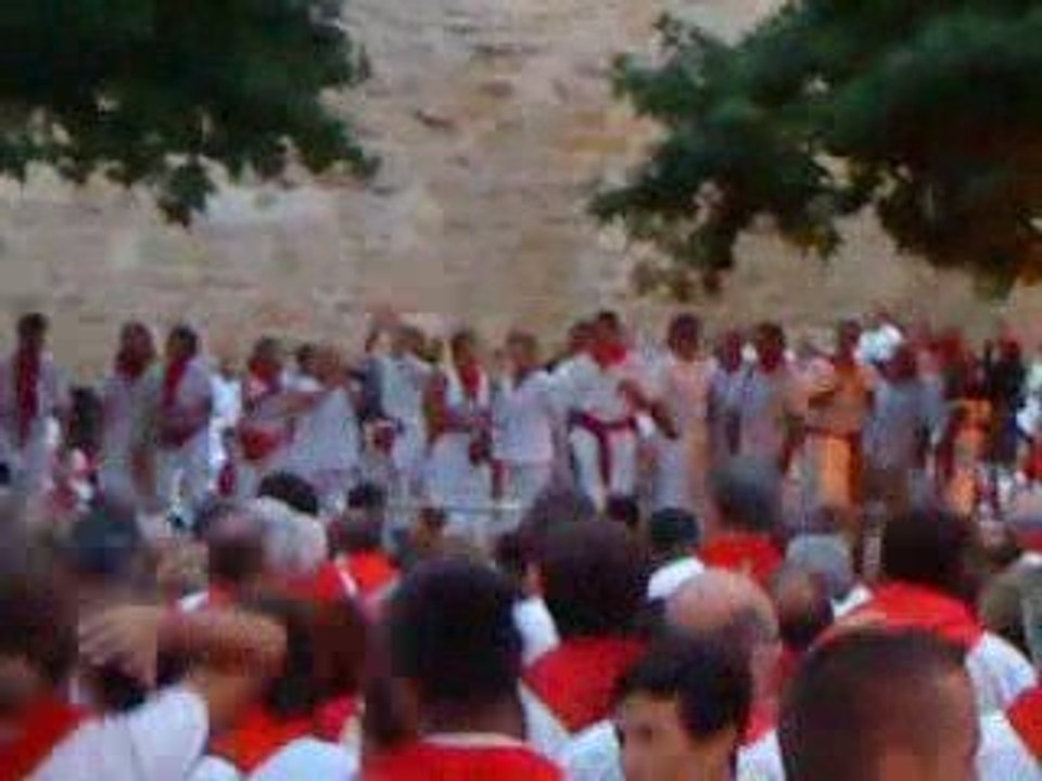 bayonne.2009.dimanche.place des basques.geuk euskaran