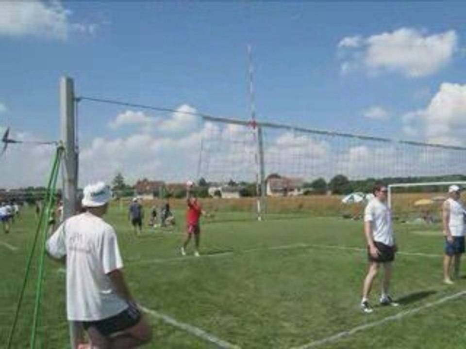Diaporama-Tournois de volley ball Chevigny St Sauveur 2009