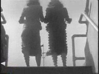 053 Jurassic 5 - Swing Set (2000)