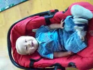 Découvrez la Joie de la Balançoire ! 🌟