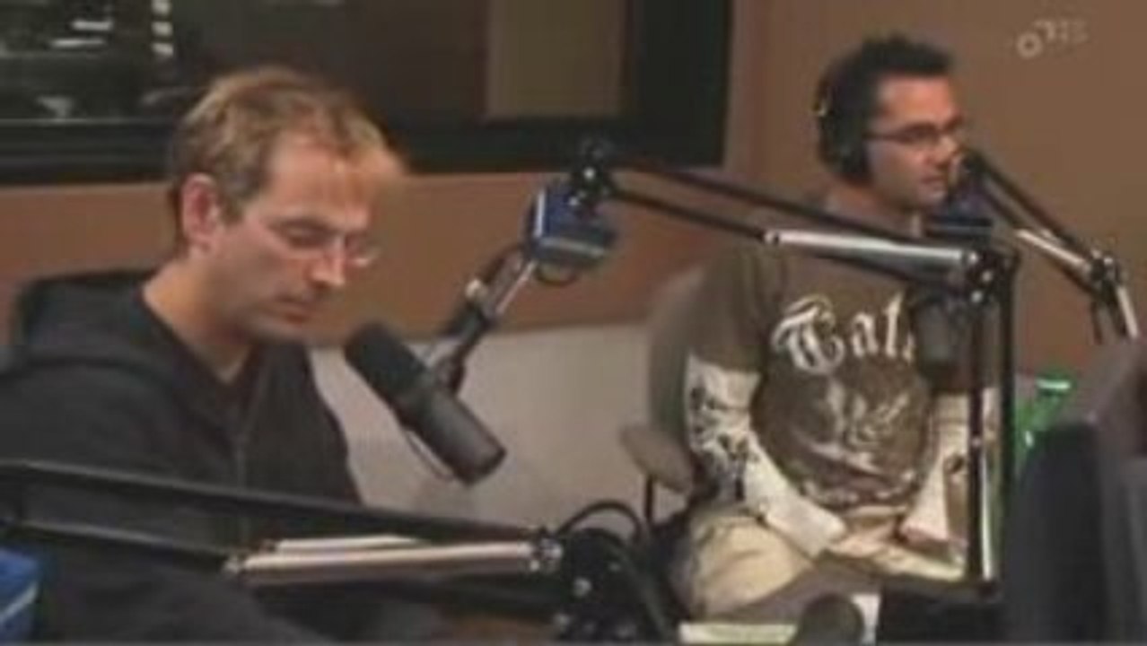 I Bet You Season 2 Ep.11 - Part 2/3 cardplayertube.com