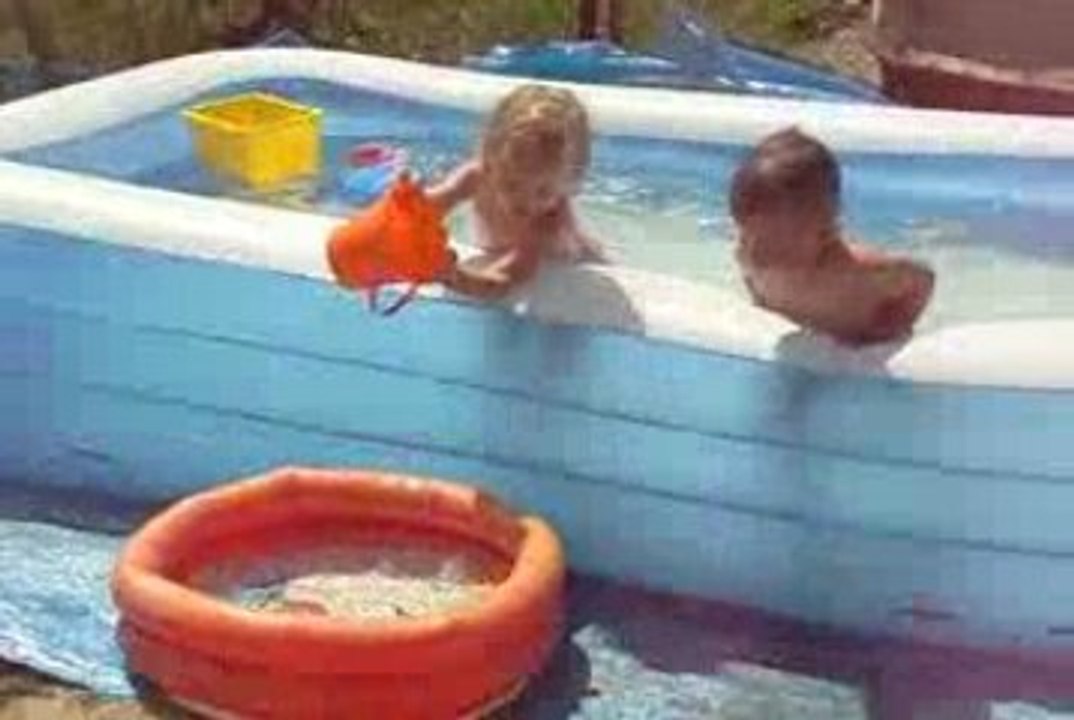 Piscine avec angie